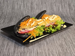 Bułka z tofu wędzonym w panko